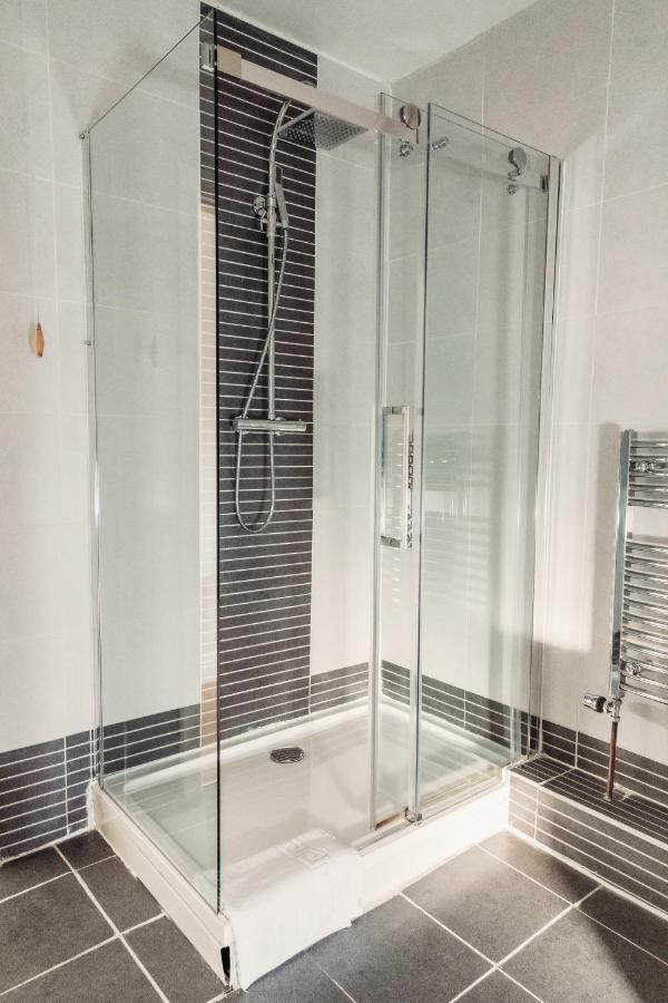 לנדרינדוד וולס Three Wells B&B מראה חיצוני תמונה